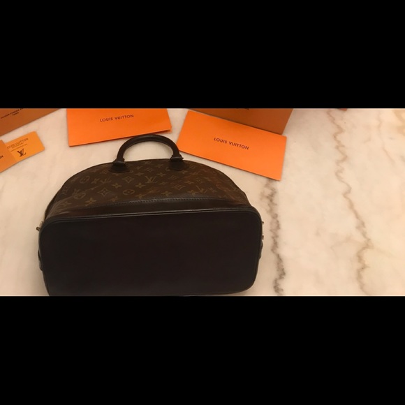 LOUIS VUITTON ALMA PM - Picture 10 of 16